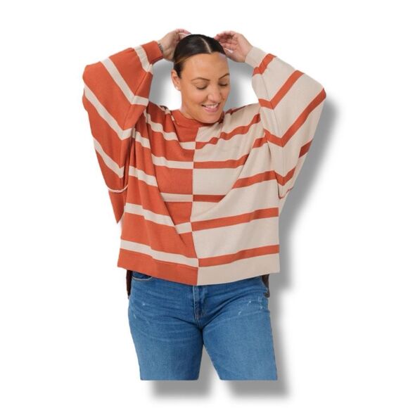 Burn Boot Camp Oversized Striped Sweater Size Medium - Picture 1 of 7
